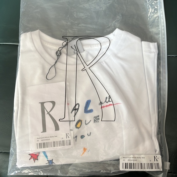 REAL LOVE TEE in White - NWT - Picture 3 of 3